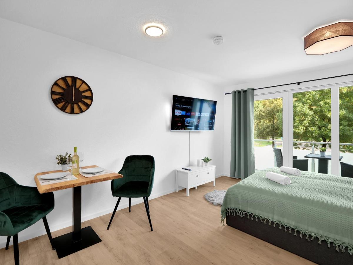 Inhome Studio Apartment - Kueche - Parken - Tv 施韦比施哈尔 外观 照片