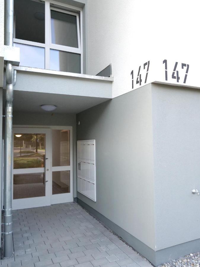 Inhome Studio Apartment - Kueche - Parken - Tv 施韦比施哈尔 外观 照片