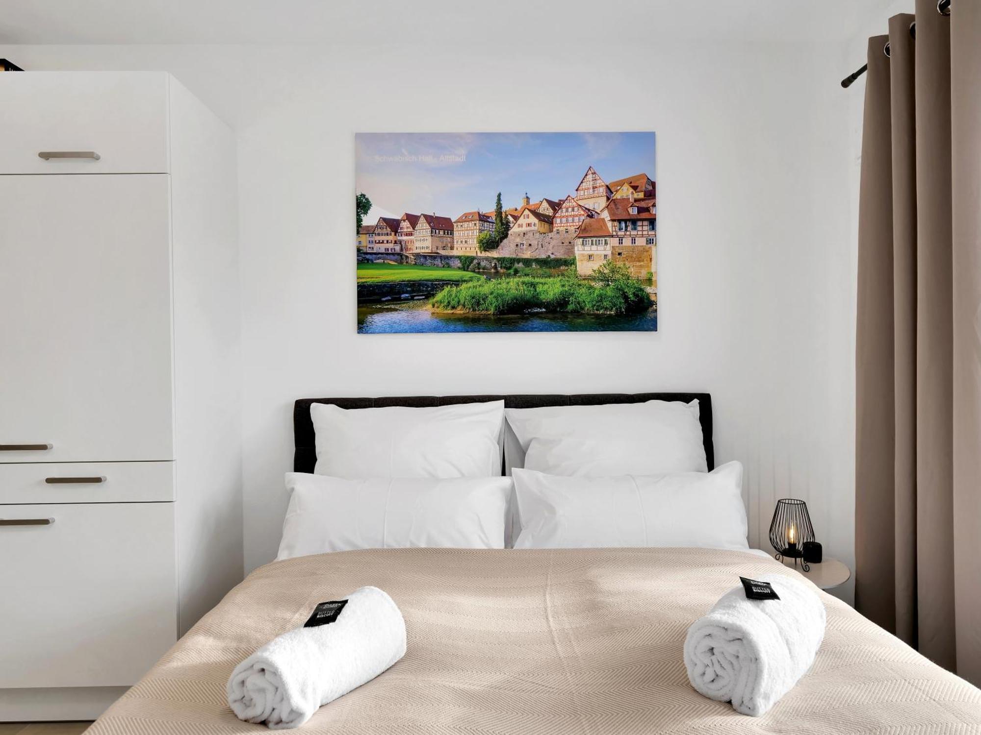 Inhome Studio Apartment - Kueche - Parken - Tv 施韦比施哈尔 外观 照片