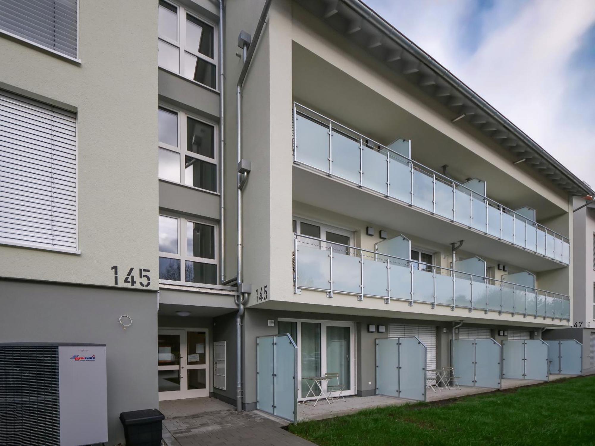 Inhome Studio Apartment - Kueche - Parken - Tv 施韦比施哈尔 外观 照片